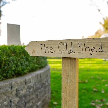 The Old Shed * Newcastle (Wicklow)